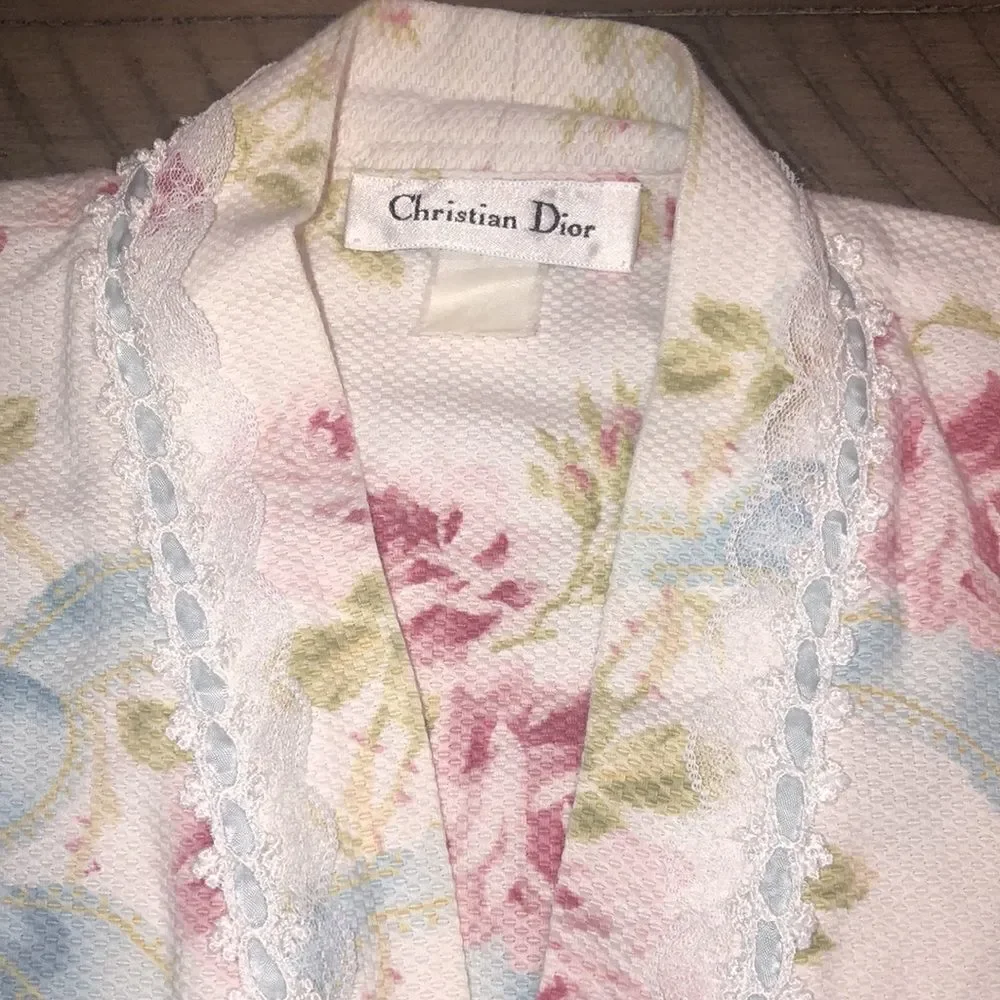 Christian Dior Vintage 1980s Floral Robe 2 Pockets Modesty Button Lace Detail